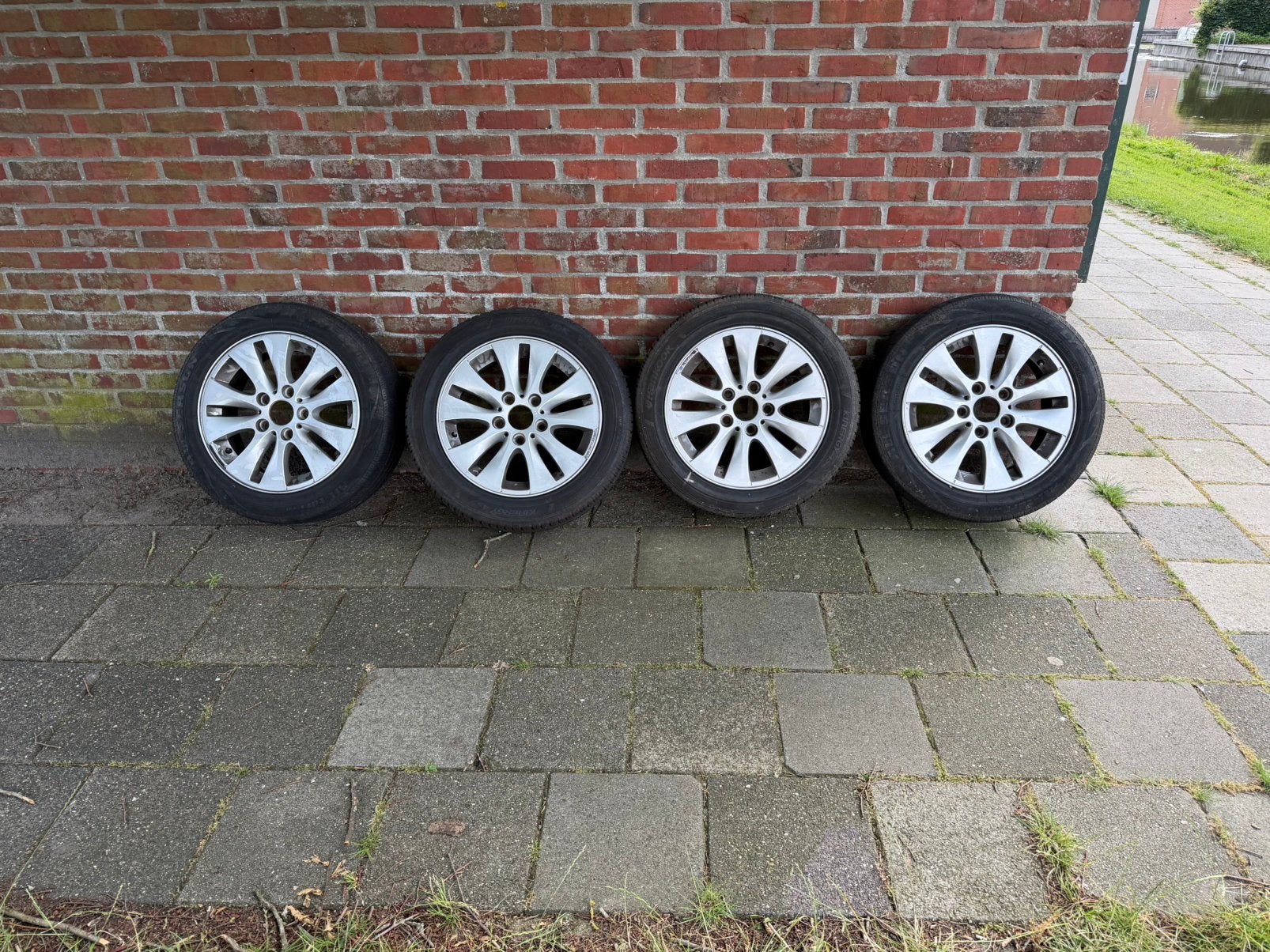 BMW 1-serie velgen+banden, Ophalen, 16 inch, Banden en Velgen, All Season