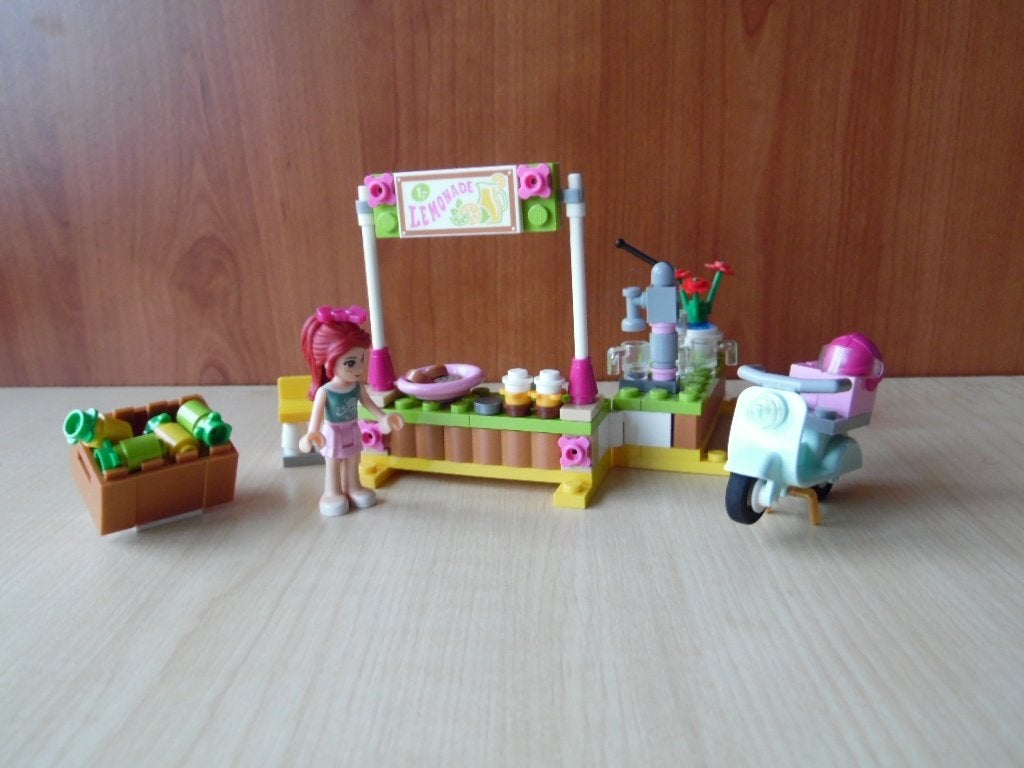 Lego Friends 41027 Lemonade Stand met Minifiguur en Scooter, Gebruikt, Lego, Friends, Ophalen of Verzenden