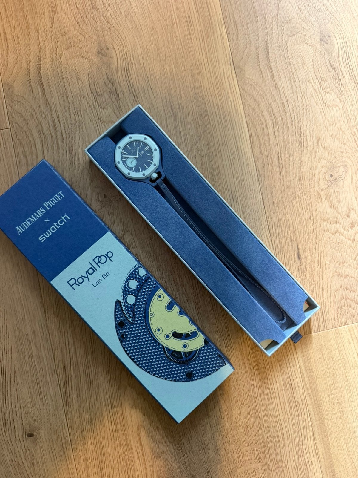 Audermars Piquet x Swatch Royal Pop lichtblauw., Overige merken, Overige materialen, Nieuw, Ophalen of Verzenden