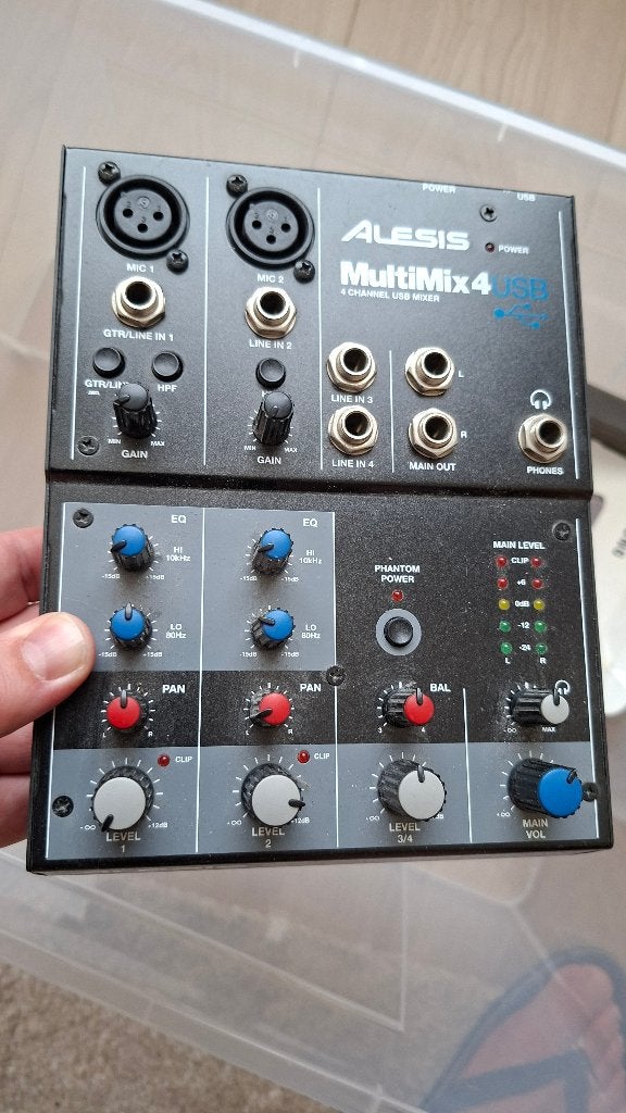 Alesis Multimix 4 kanaals usb mixer, Verzenden, Zo goed als nieuw, Minder dan 5 kanalen