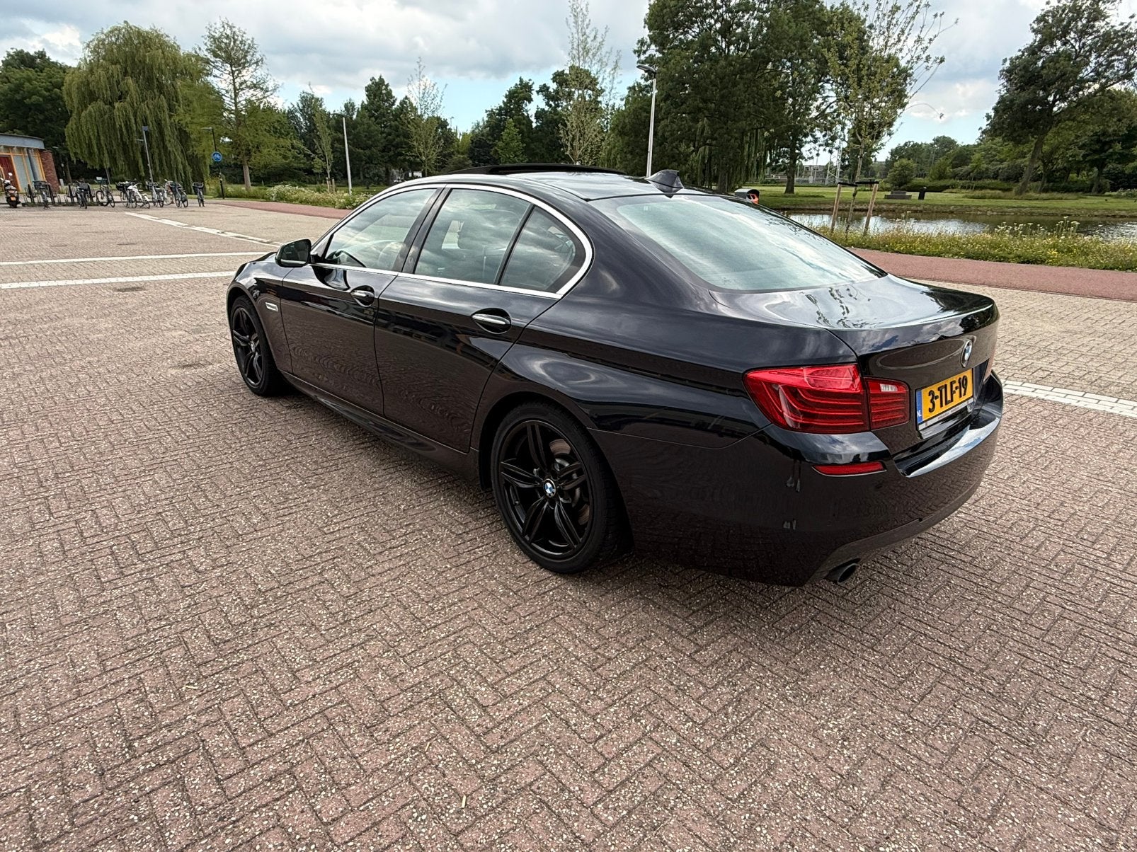 BMW 535i ActiveHybrid F10\Motor 150k km gelopen BomvolOpties, Auto's, Automaat, Dealer onderhouden, Achterwielaandrijving, 320 pk
