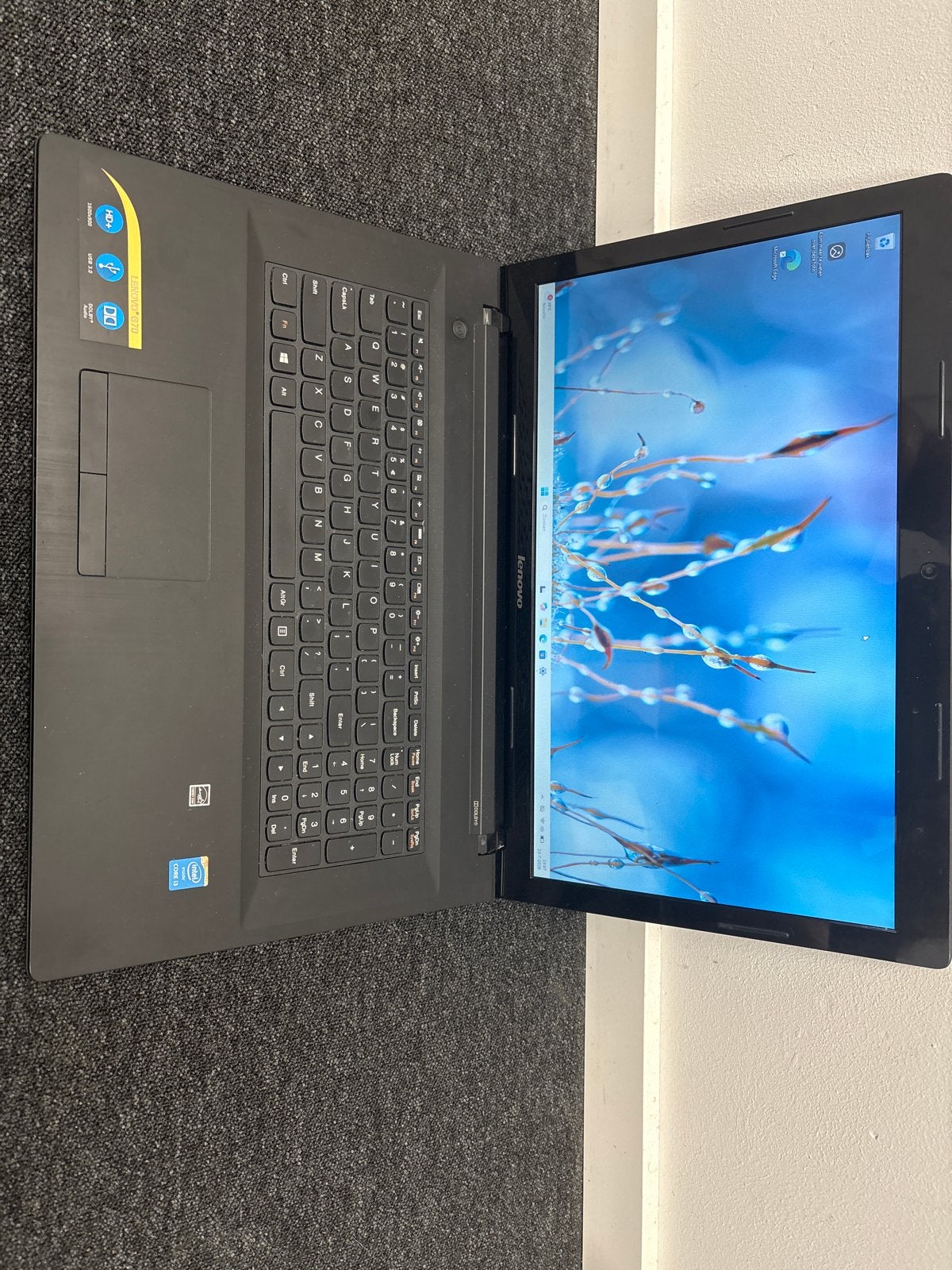 Windows 11 Lenovo Laptop - Intel Core i3, 8GB RAM, 1TB, Gebruikt, 2 tot 3 Ghz, Qwerty, Verzenden