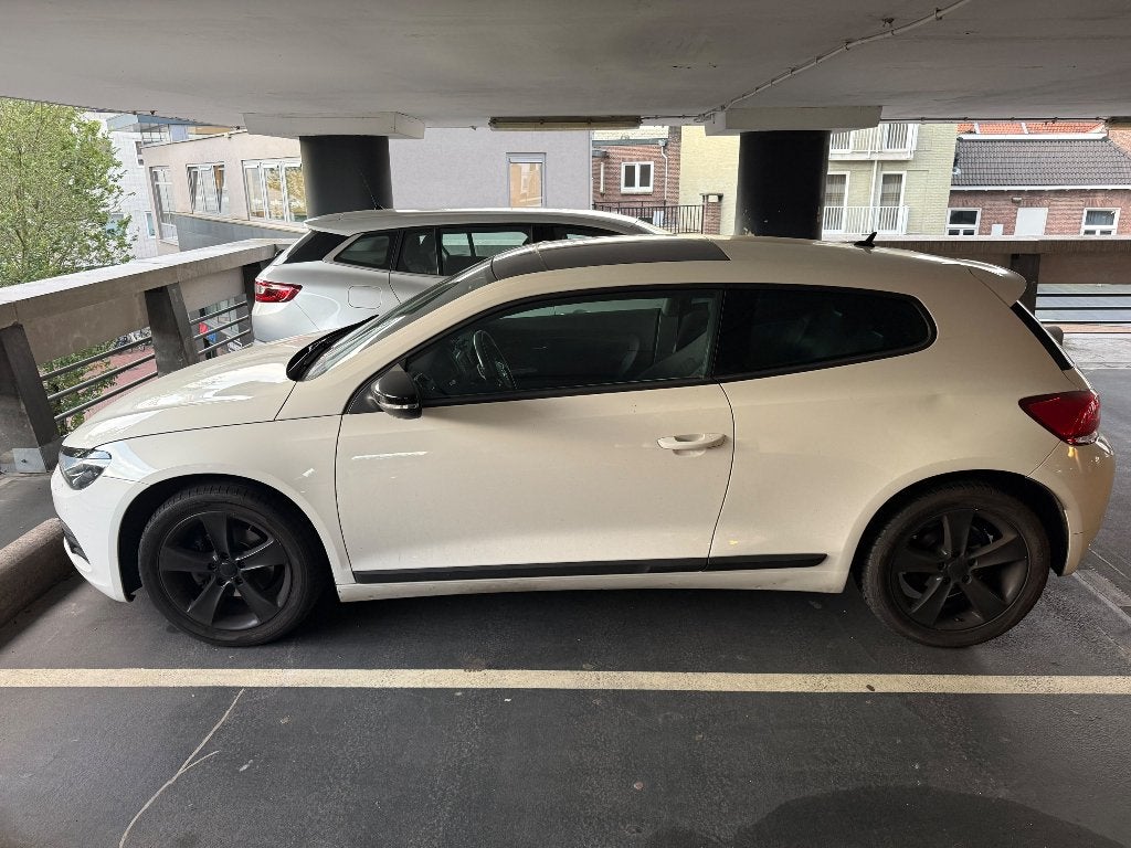 Volkswagen Scirocco 1.4 TSI 90KW Wit, Stof, 4 cilinders, Wit, 123 pk