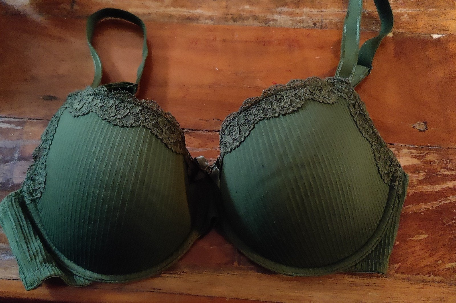 Bonprix BH 85C in legergroen, Bonprix, Ophalen of Verzenden, Groen, BH