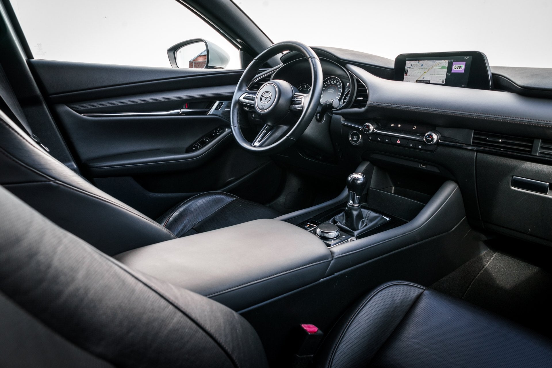 Mazda 3 2.0 123 PK e-SkyActiv-G M Hybrid 122 Luxury | Ned Au, Auto's, 1998 cc, Gebruikt, 4 cilinders, Met garantie (alle)