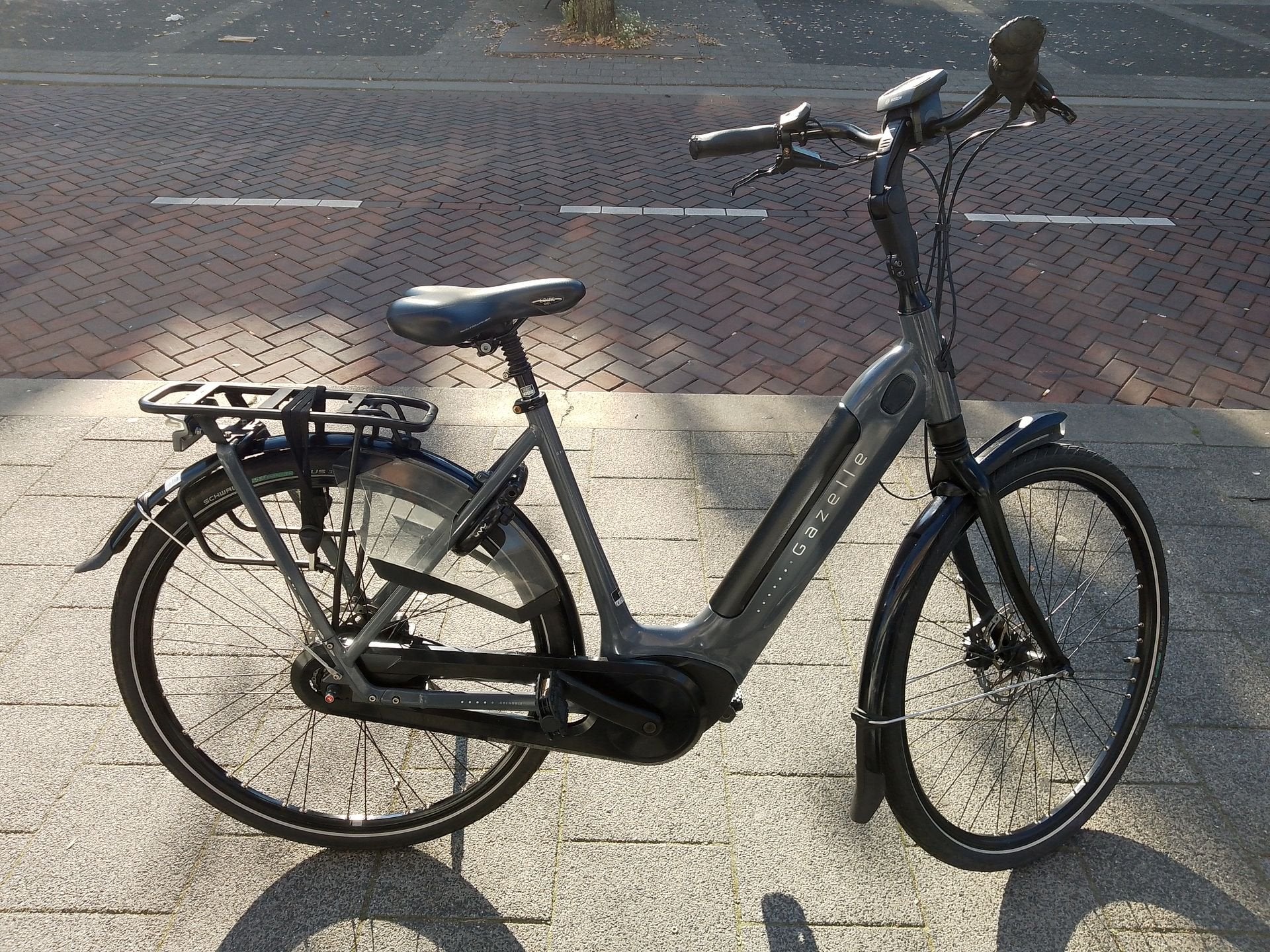 Gazelle Grenoble C8 d53 elektrische fiets Bosch +intube accu