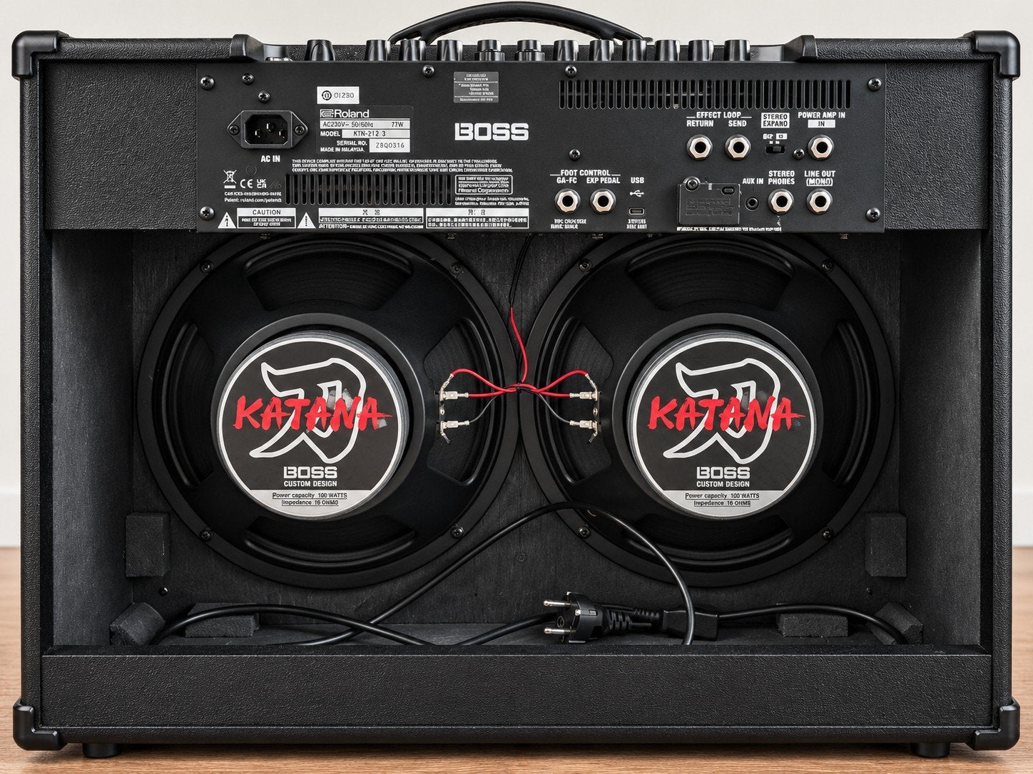 Foto 6 van BOSS Katana 100/212 Gen 3 + BT-DUAL Bluetooth – als nieuw