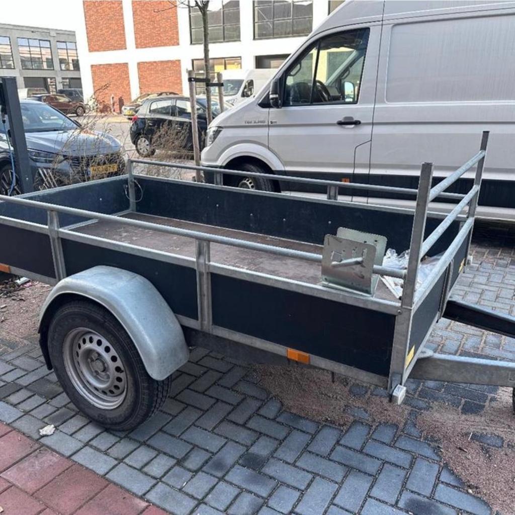 Saris geremde aanhangwagen - degelijk en direct inzetbaar, Auto diversen, Aanhangers en Bagagewagens, Ophalen, Gebruikt