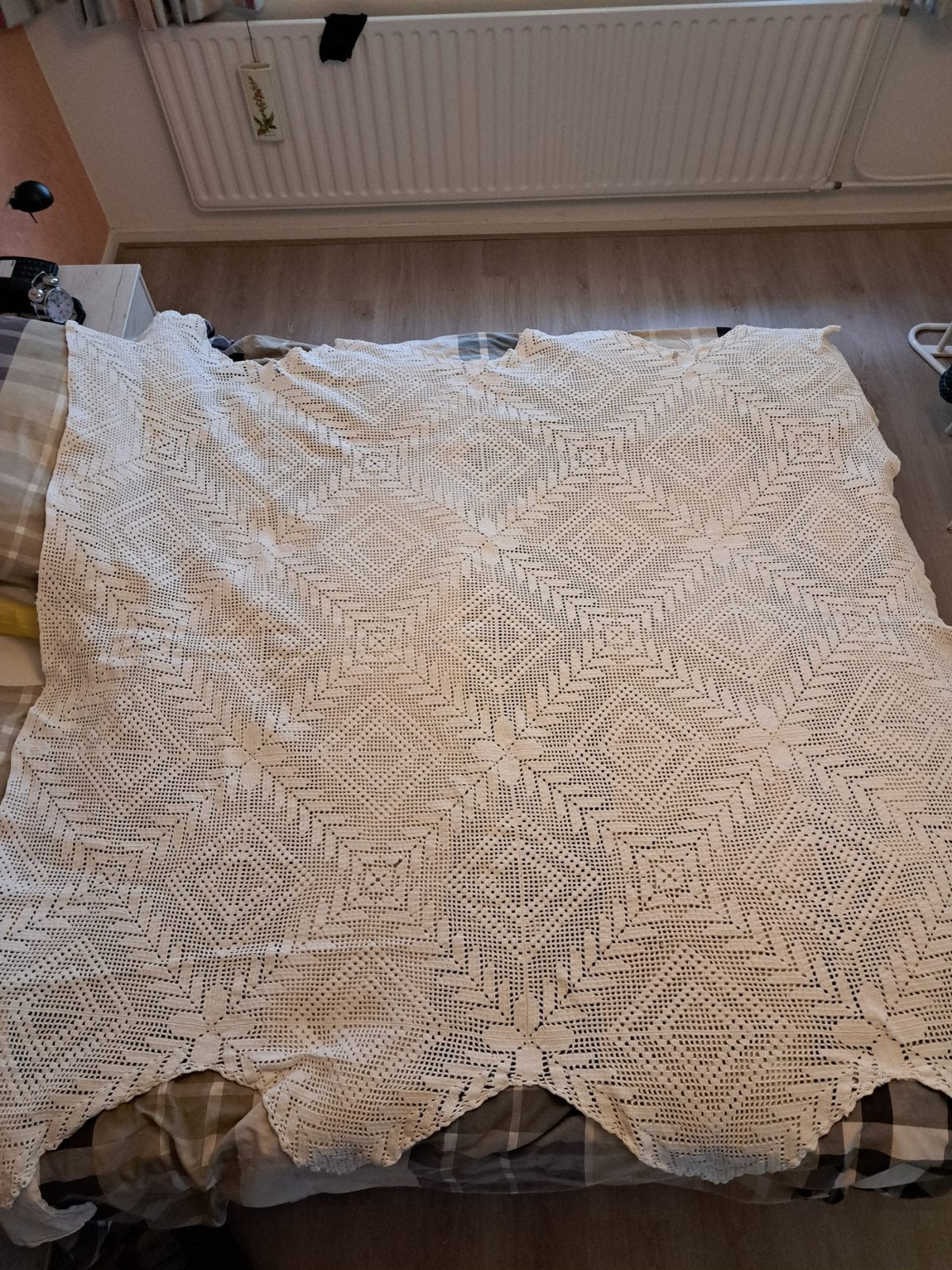 Wit handgemaakt kanten bedsprei, Huis en Inrichting, Ophalen, Gebruikt