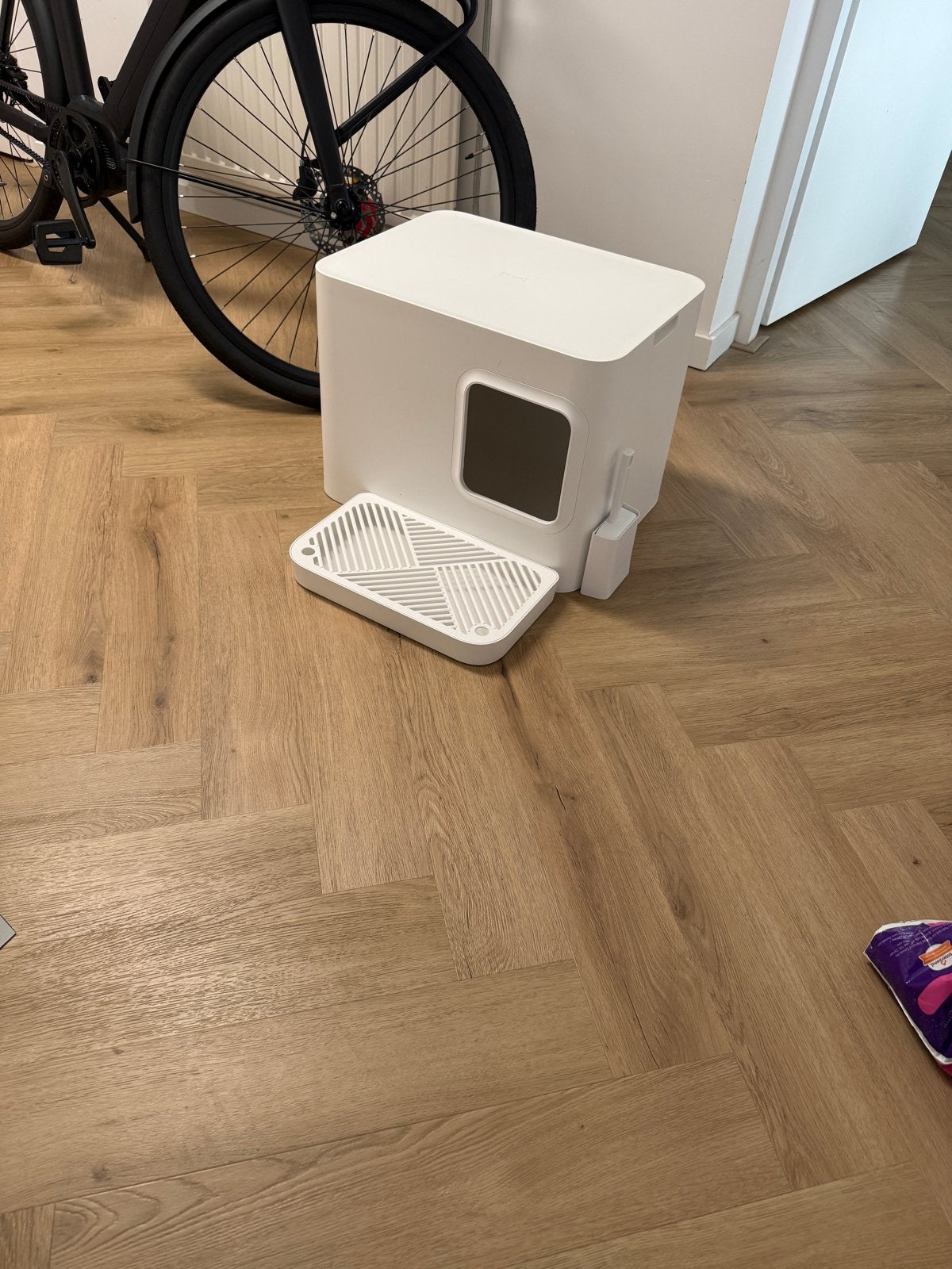 Hoopo Dome kattenbak modern/design, wit ZGAN, Dieren en Toebehoren, Kattenbakken, Ophalen of Verzenden, Zo goed als nieuw