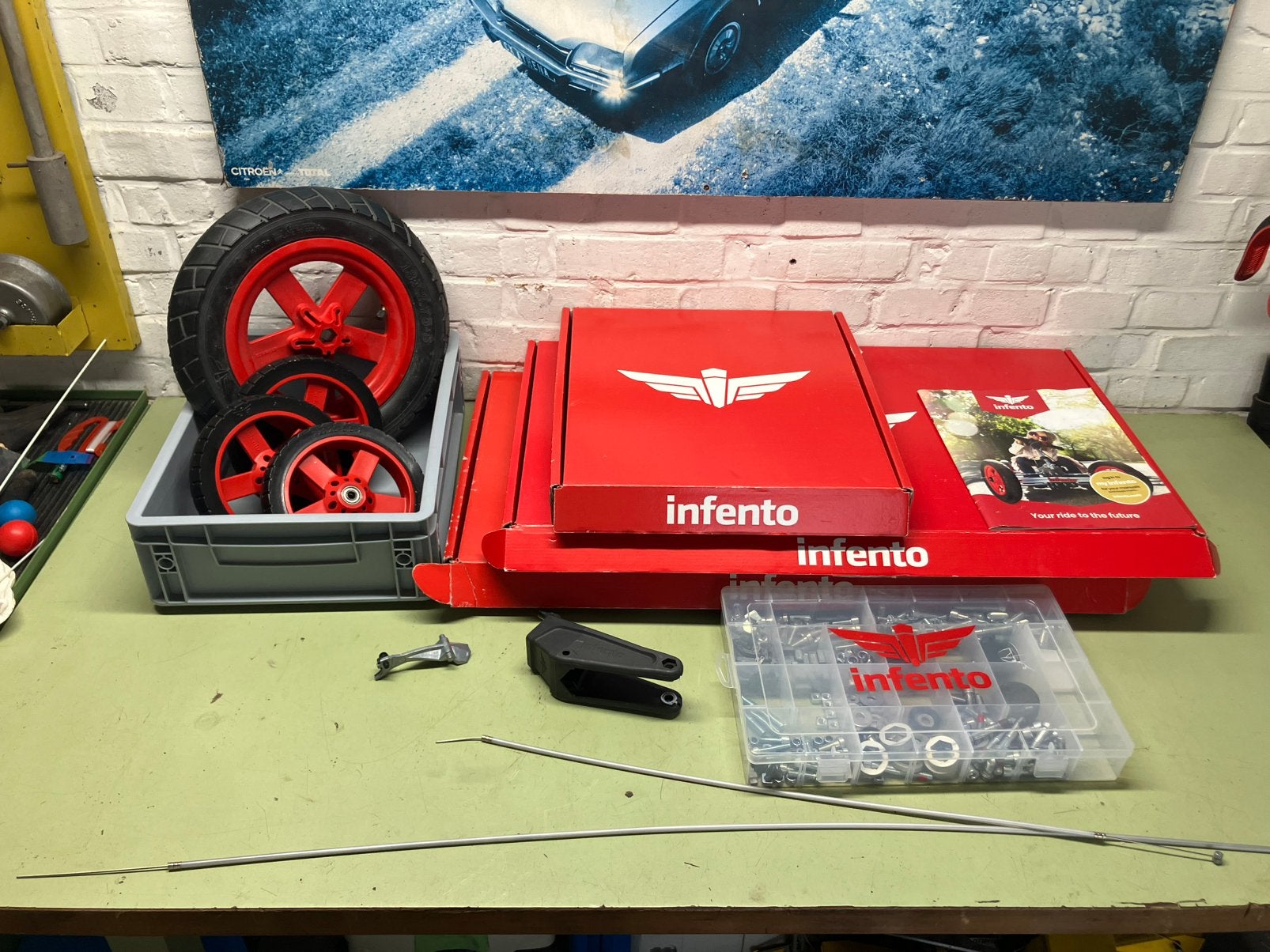 Infento Explorer + Smart Kit upgrade, Ophalen, Zo goed als nieuw, Overige typen