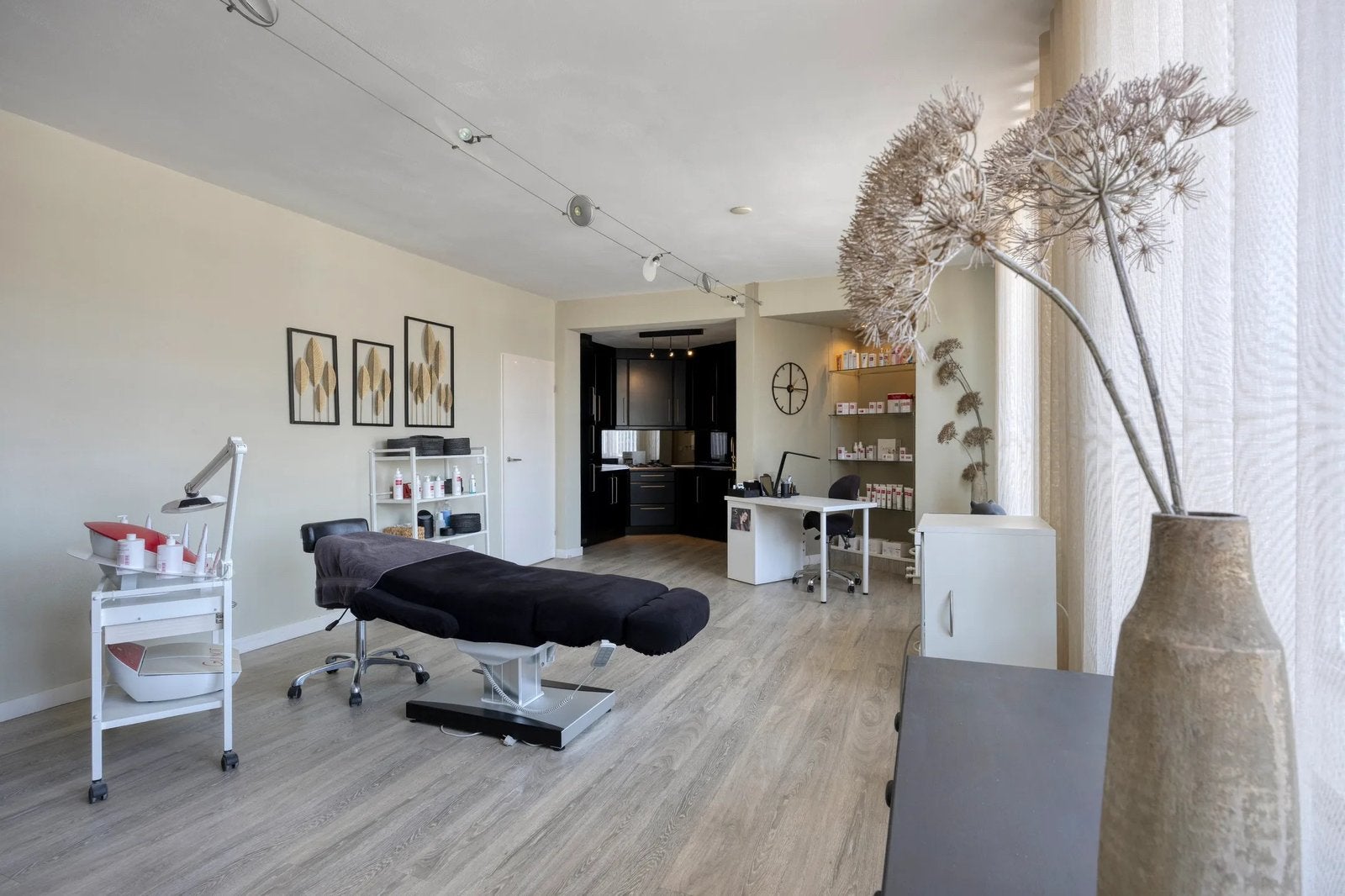 Uniek huis met praktijkruimte te koop 202m2 /335 m2 perceel, Woon- Werkruimte