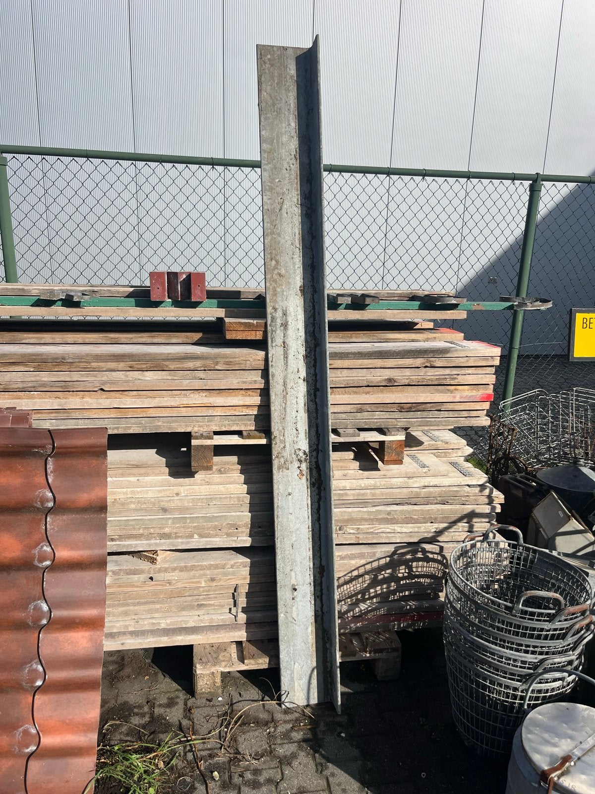 Stalen L-Profiel - 235cm lang, 20cm diep, 10cm hoog, 10mm di, Ophalen, Gebruikt, X, IJzer