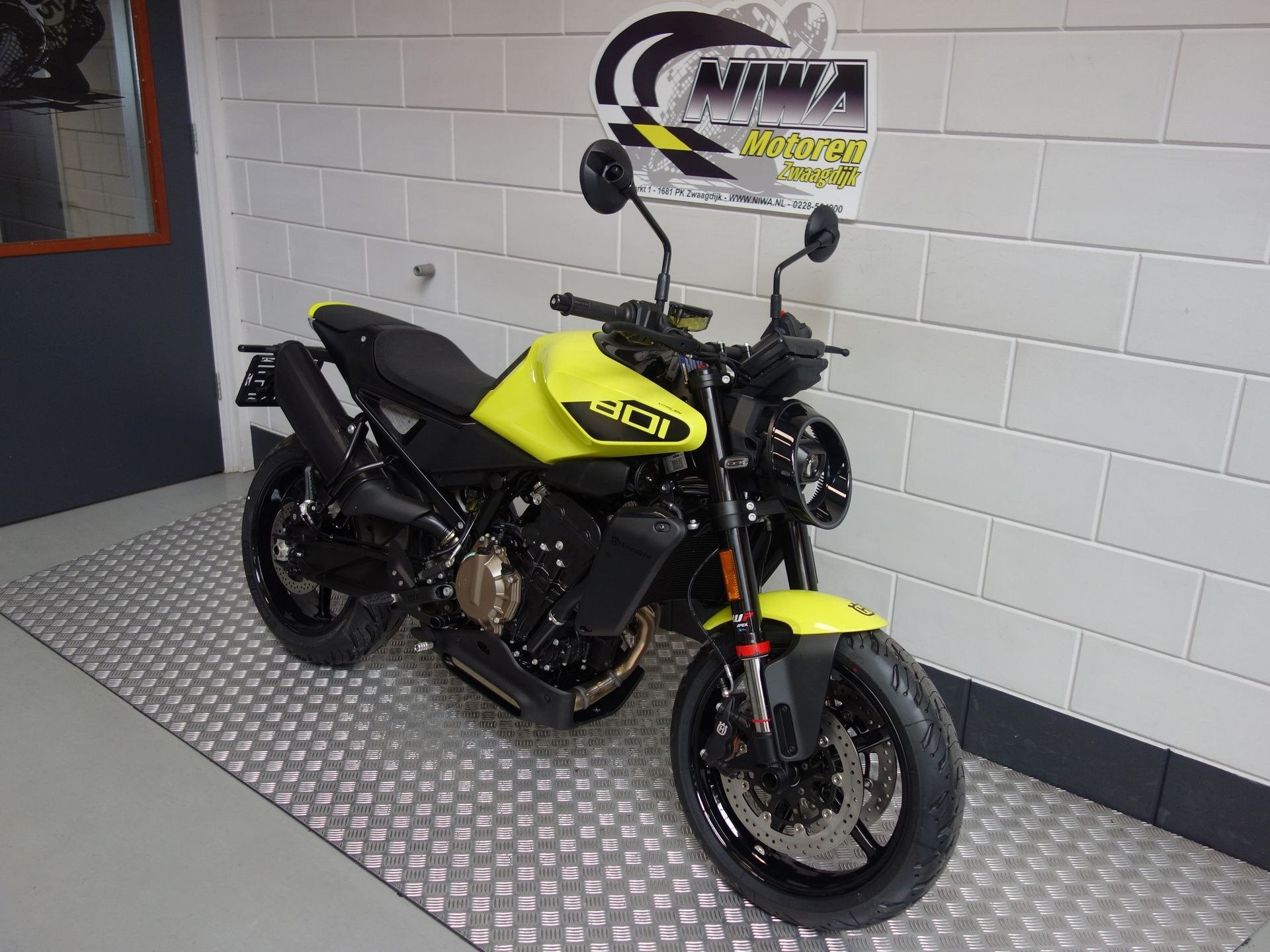 Husqvarna Vitpilen 801, Motoren, ABS, Meer dan 35 kW, Overig, Gebruikt