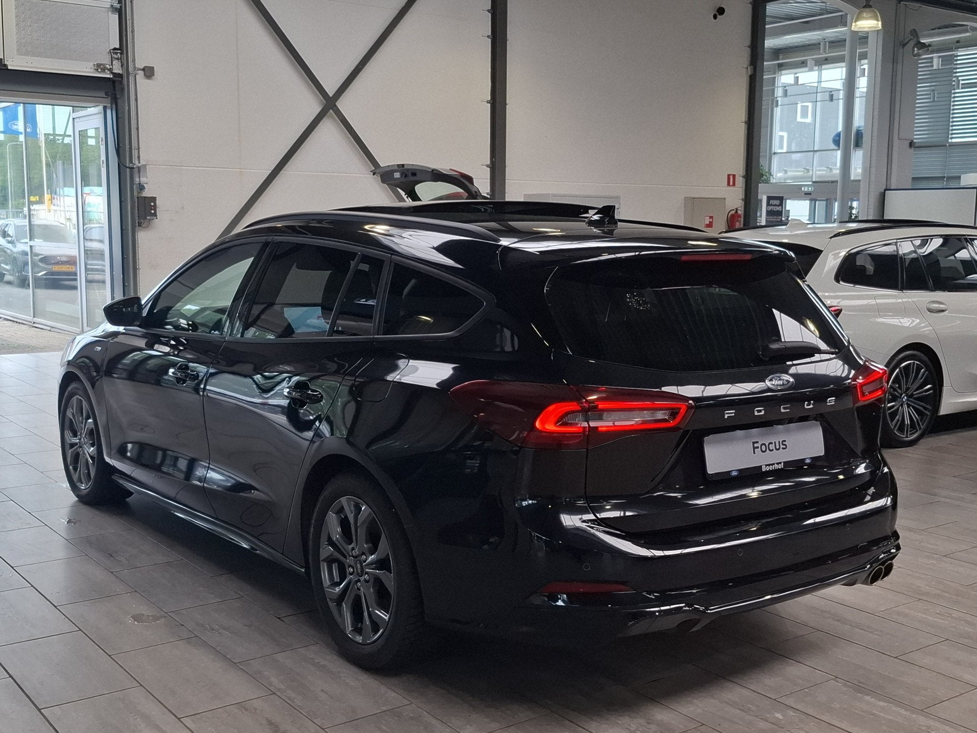 Ford FOCUS Wagon EcoBoost Hybrid 155 pk ST-Line | Pano | Win, Auto's, Ford, 12 maanden, Stof, Gebruikt, 155 pk