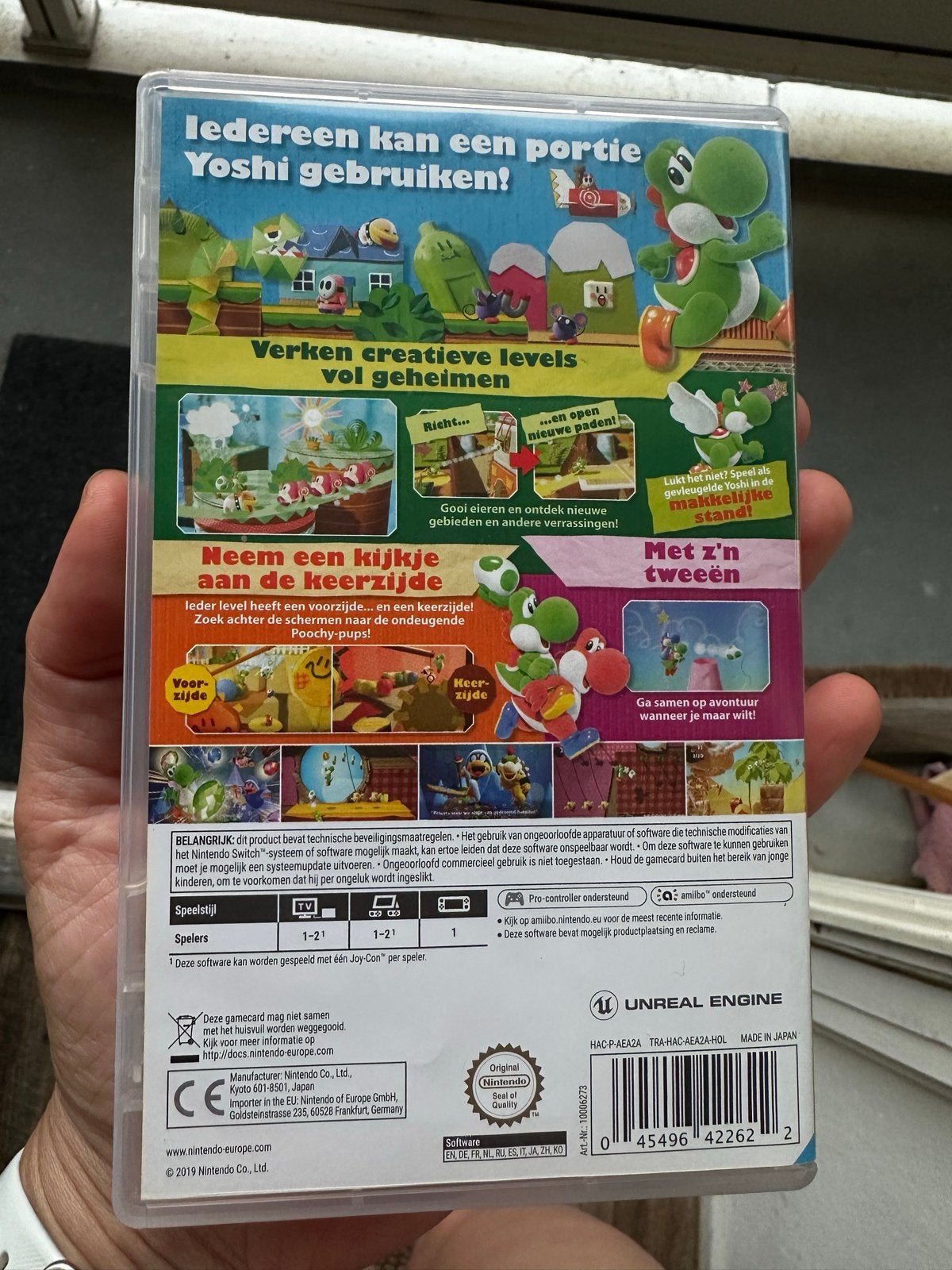 Yoshi's Crafted World - Nintendo Switch (Zo goed als nieuw), Spelcomputers en Games, Games | Nintendo Switch, 2 spelers, Eén computer
