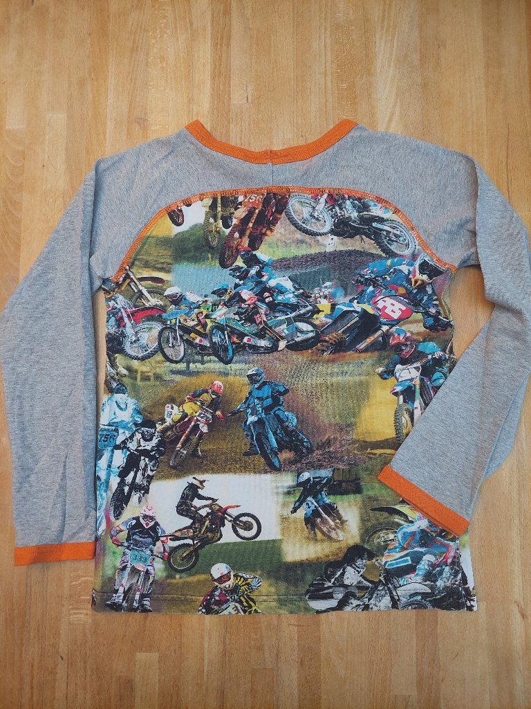 Molo shirt motoren maat 128, Molo, Jongen of Meisje, Ophalen of Verzenden, Zo goed als nieuw