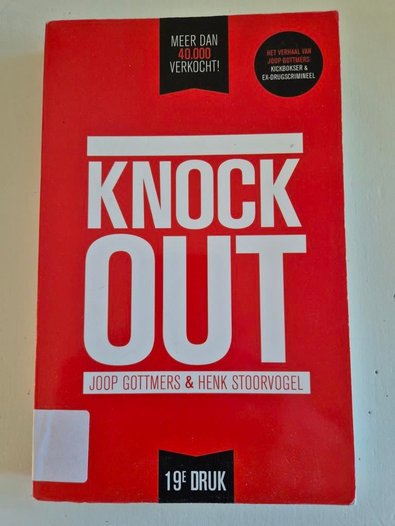 Knock Out - Joop Gottmers & Henk Stoorvogel (19e druk), Boeken, Ophalen, Gelezen