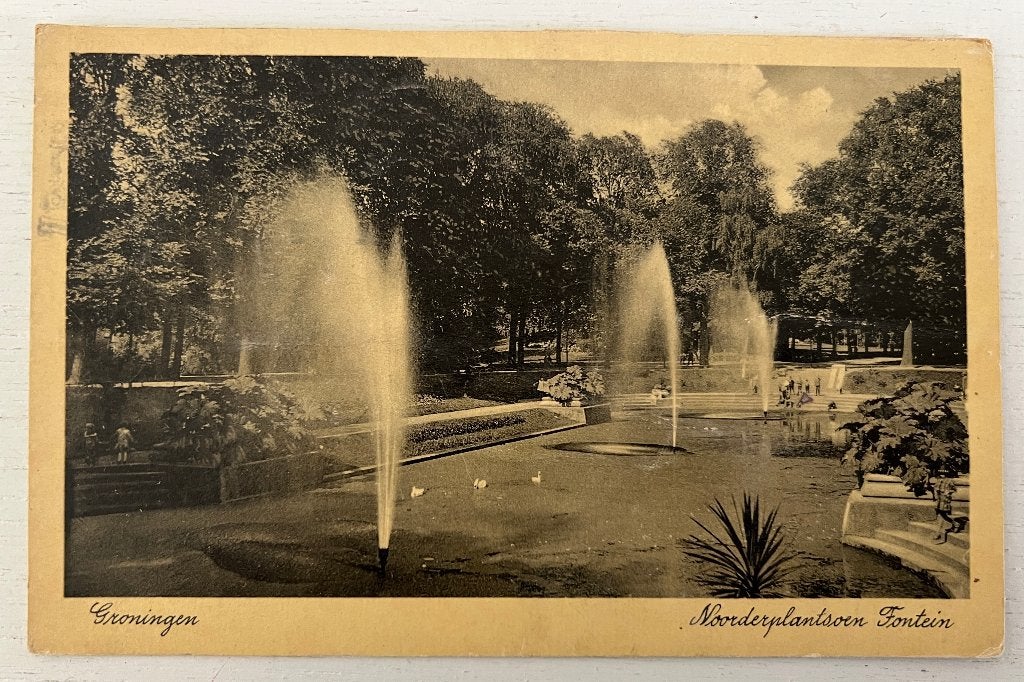 Oude Ansichtkaart  -  Groningen - Noorderplantsoen Fontein, Verzamelen, Ansichtkaarten | Nederland, Ophalen of Verzenden, 1920 tot 1940