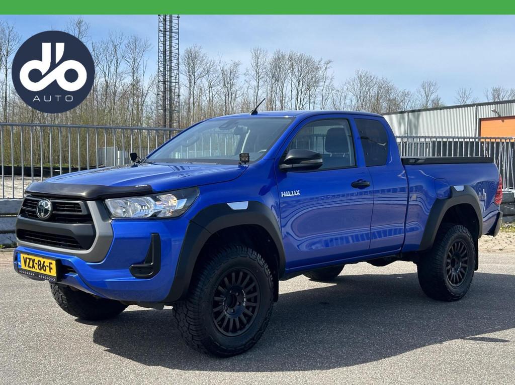 Toyota HiLux 2.4 D-4D Xtra Cab Cool Comfort, Auto's, Stof, Gebruikt, 4 cilinders, 150 pk