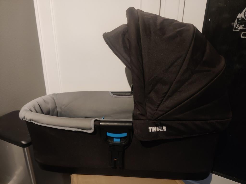 Thule urban glide bassinet, Ophalen of Verzenden, Zo goed als nieuw, Overige merken