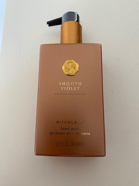 Nieuw Rituals Smooth Violet hand wash handzeep zeep, Ophalen of Verzenden, Nieuw, Overige typen