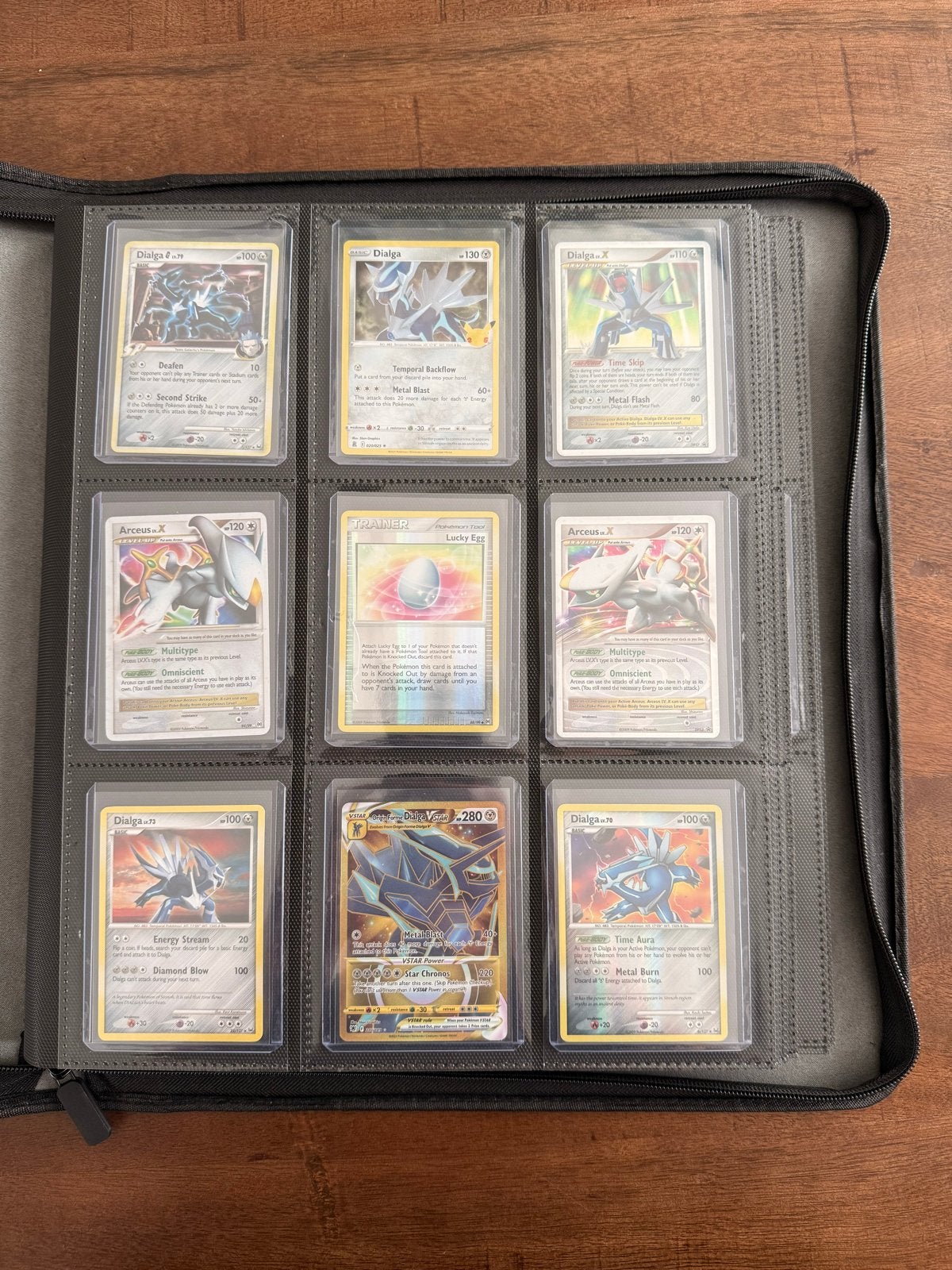 Grote collectie Pokémon kaarten in map, Hobby en Vrije tijd, Verzamelkaartspellen | Pokémon, Ophalen of Verzenden, Zo goed als nieuw