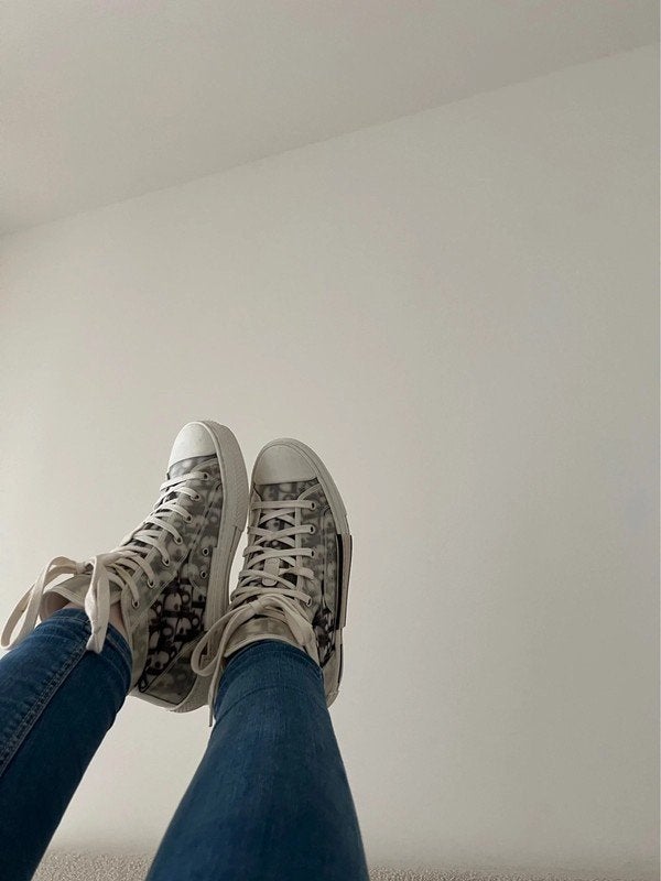 Dior sneaker, Ophalen of Verzenden, Grijs, Sneakers of Gympen, Zo goed als nieuw