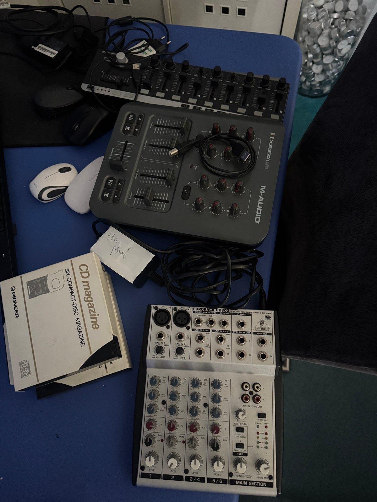 Voor de liefhebber een aantal meng panelen, Muziek en Instrumenten, Ophalen, Zo goed als nieuw