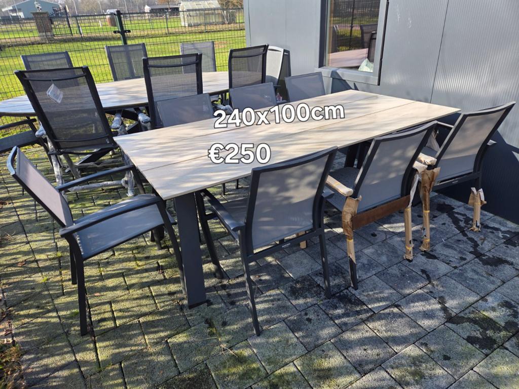 GARDEN IMPRESSIONS TAFEL MET HOUTLOOK TAFELBLAD 240x100cm, Ophalen, Nieuw