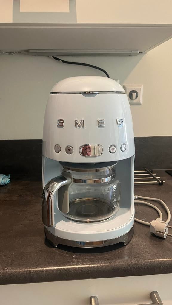 Smeg koffiezetapparaat, Witgoed en Apparatuur, Koffiezetapparaten, 10 kopjes of meer, Ophalen of Verzenden, Koffiemachine, Overige typen