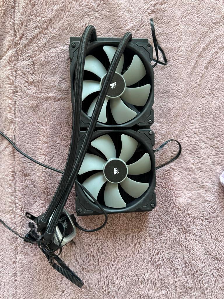 Corsair Hydro Series H115i PRO RGB Waterkoeling, Ophalen of Verzenden, Gebruikt, Waterkoeling