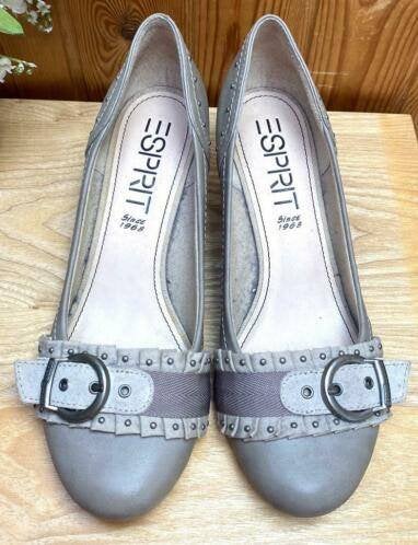 Esprit schoenen met lage hak mt 38, Kleding | Dames, Schoenen, Schoenen met lage hakken, Overige kleuren, Ophalen of Verzenden