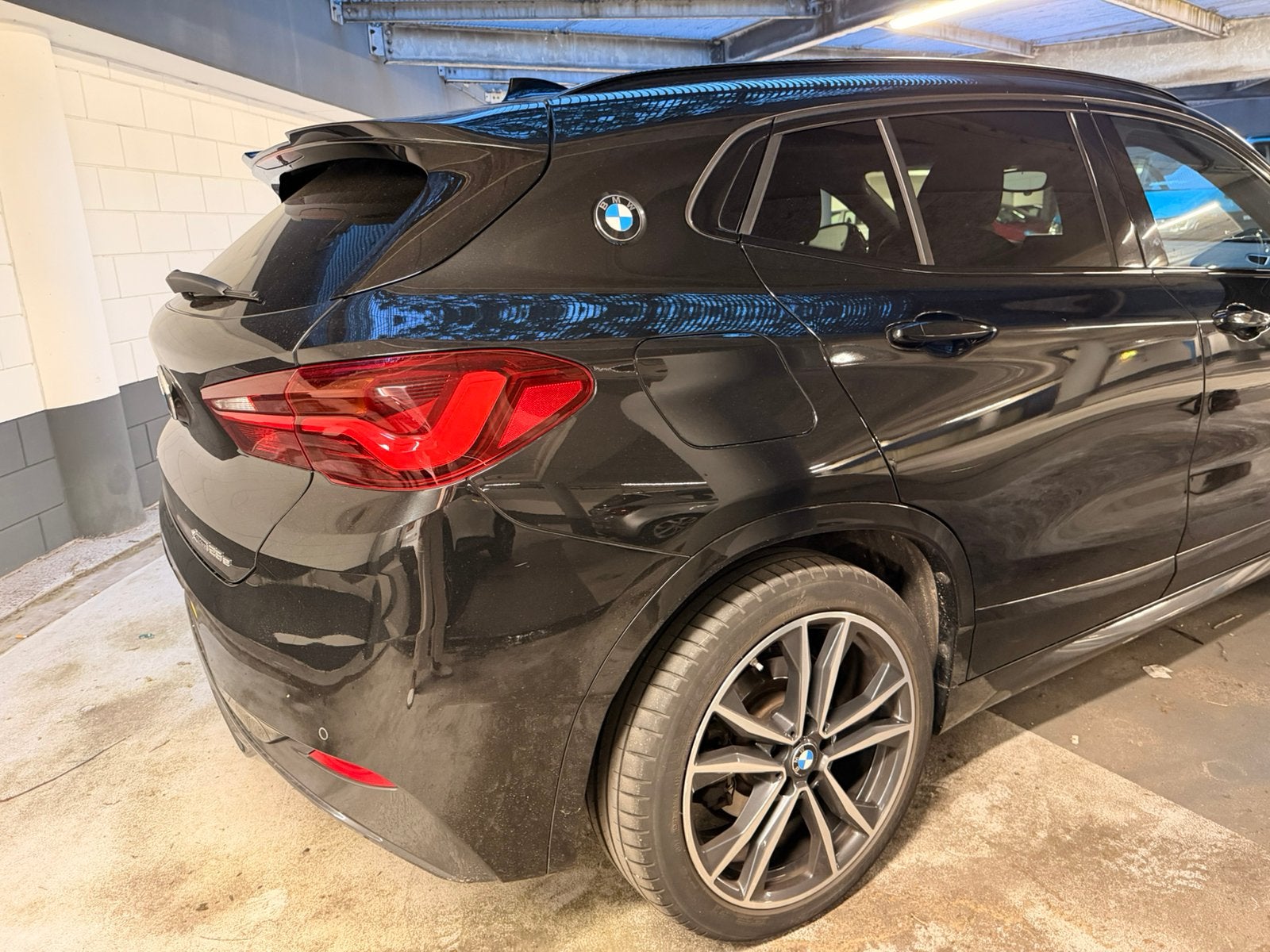 BMW X2 xDrive25e 220PK M-Sport | Pano | HUD | Leder | LED, Auto's, Automaat, Zwart, Vierwielaandrijving, 1705 kg