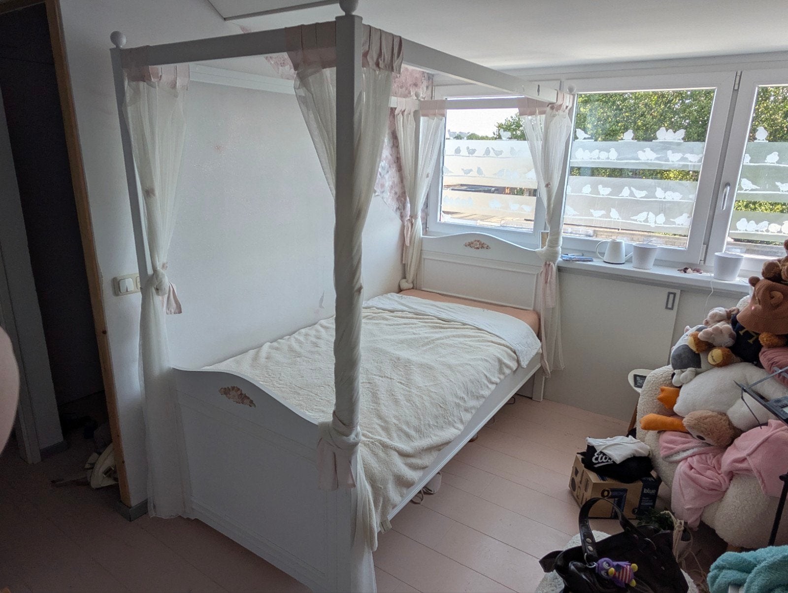 Kinderkamer, tienerkamer hemelbed bed, Ophalen, Eenpersoons, Wit, Hout