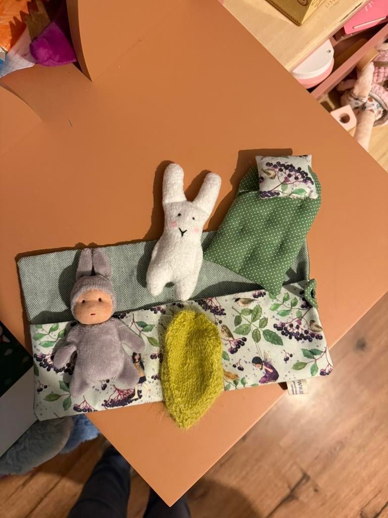 antroposofisch zakpopje, Ophalen, Babypop