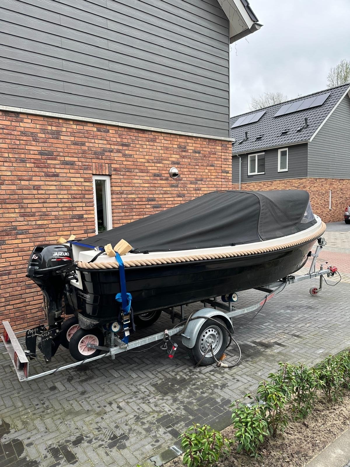 Complete sloep Lifestyle 495 met Suzuki 15pk en veel opties, Overige merken, Gebruikt, 15 pk, Buitenboordmotor
