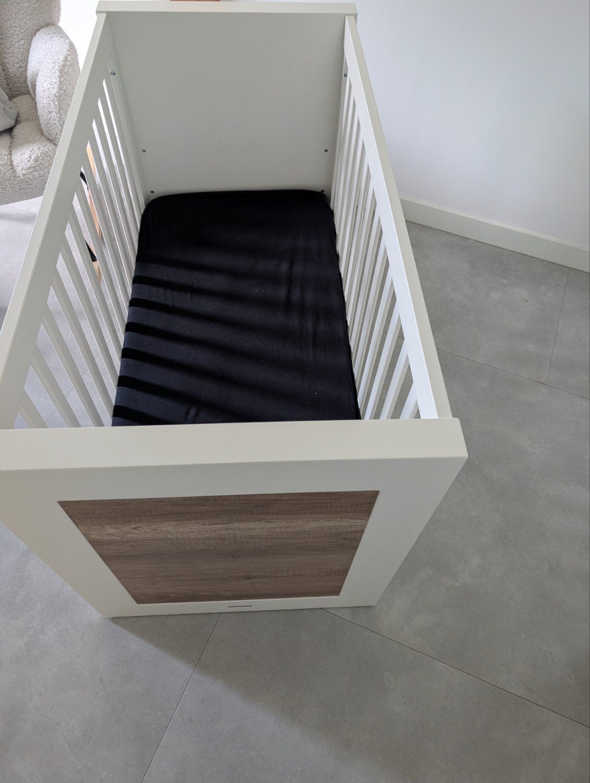 Kidsmill Ledikant - Wit met Houtaccenten, Lattenbodem, 70 tot 85 cm, Zo goed als nieuw, 140 tot 160 cm
