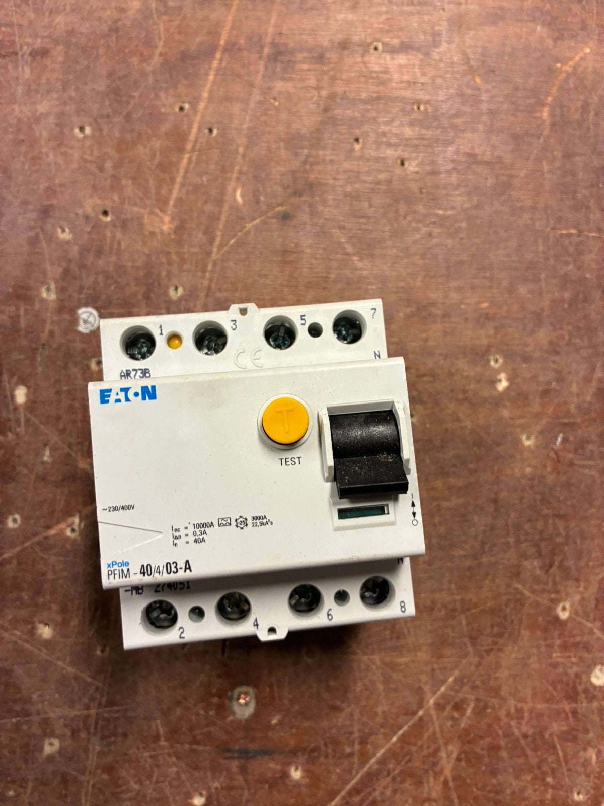 eaton aardlekschakelaar 40a 300ma 3p+n, Ophalen of Verzenden, Zo goed als nieuw, Schakelaar