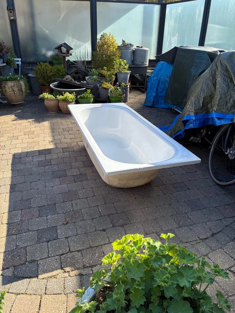 Ligbad 180 x 80 cm - hoogte 46 Gebruikt wegens overcompleet, Ophalen of Verzenden, Gebruikt, Bad