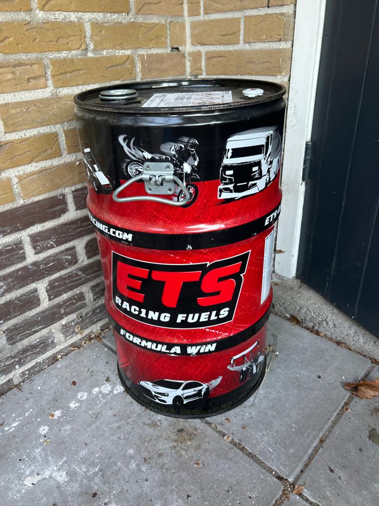 Leeg olievat ETS Racing Fuels - Decoratief/Opslag, Ophalen, Gebruikt