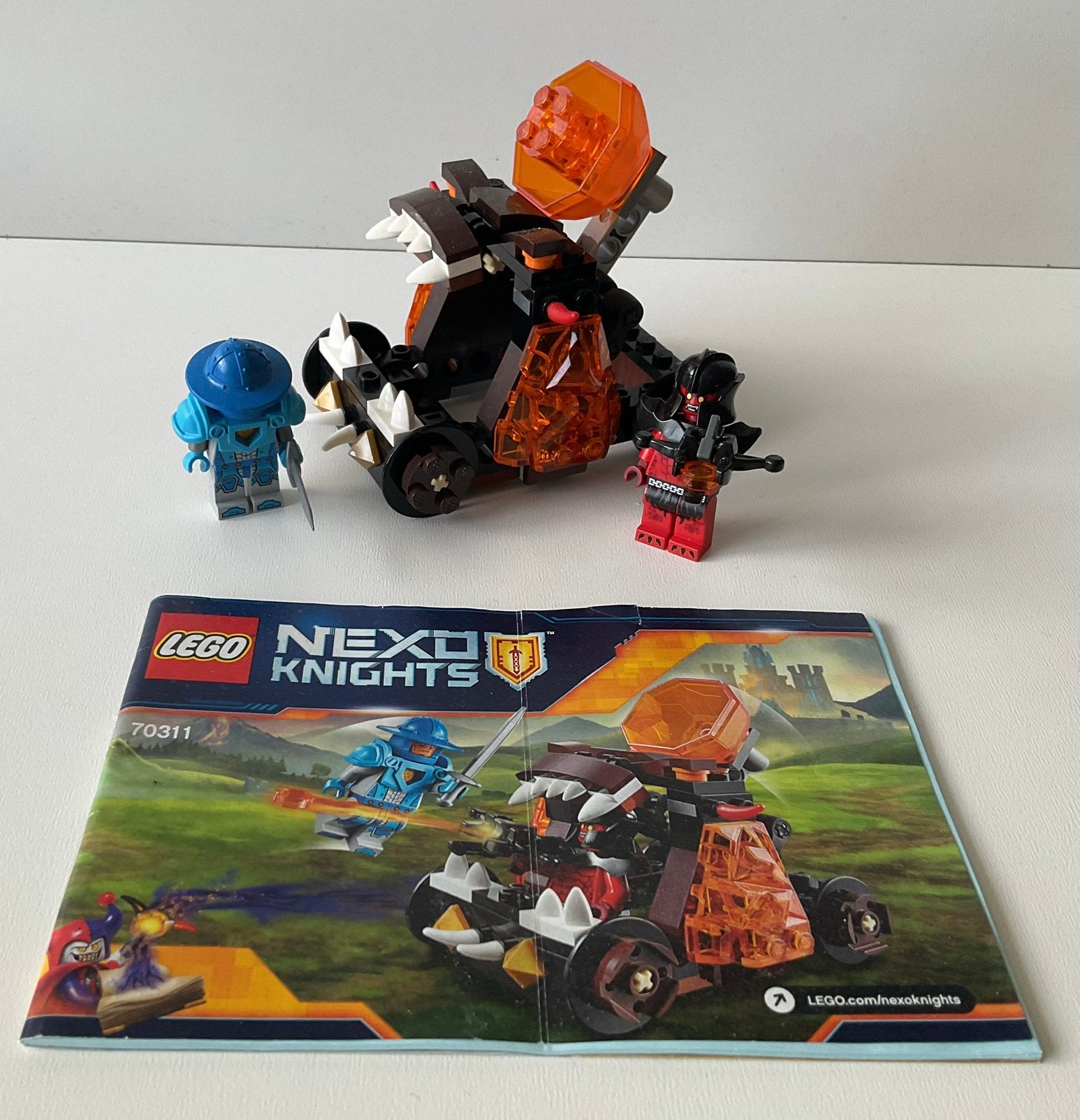 Lego nexo knights 70311, Compleet, Lego, Ophalen of Verzenden, Zo goed als nieuw