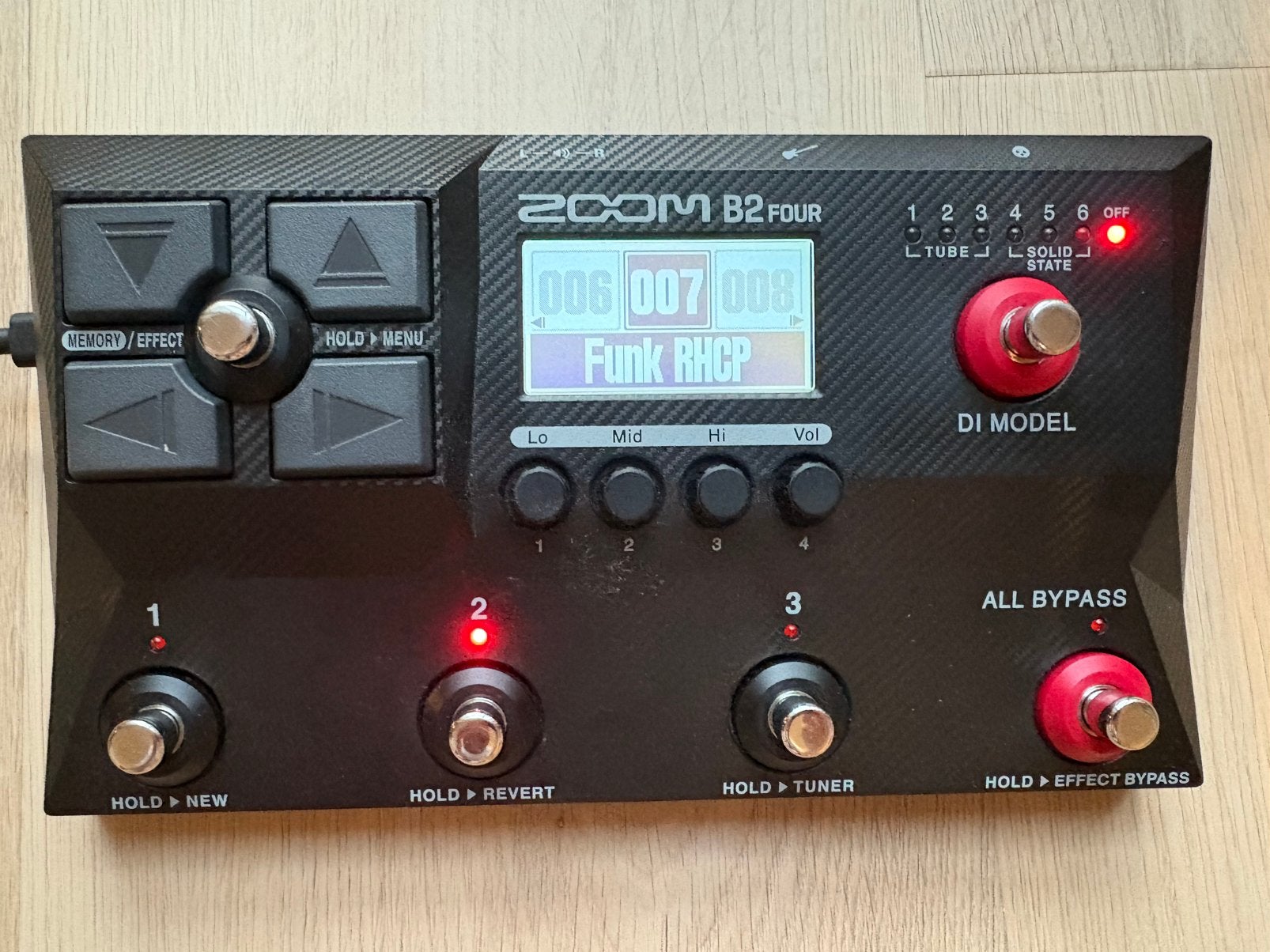 Zoom B2 Four- Bas Multi-Effect, Muziek en Instrumenten, Ophalen of Verzenden, Zo goed als nieuw, Multi-effect