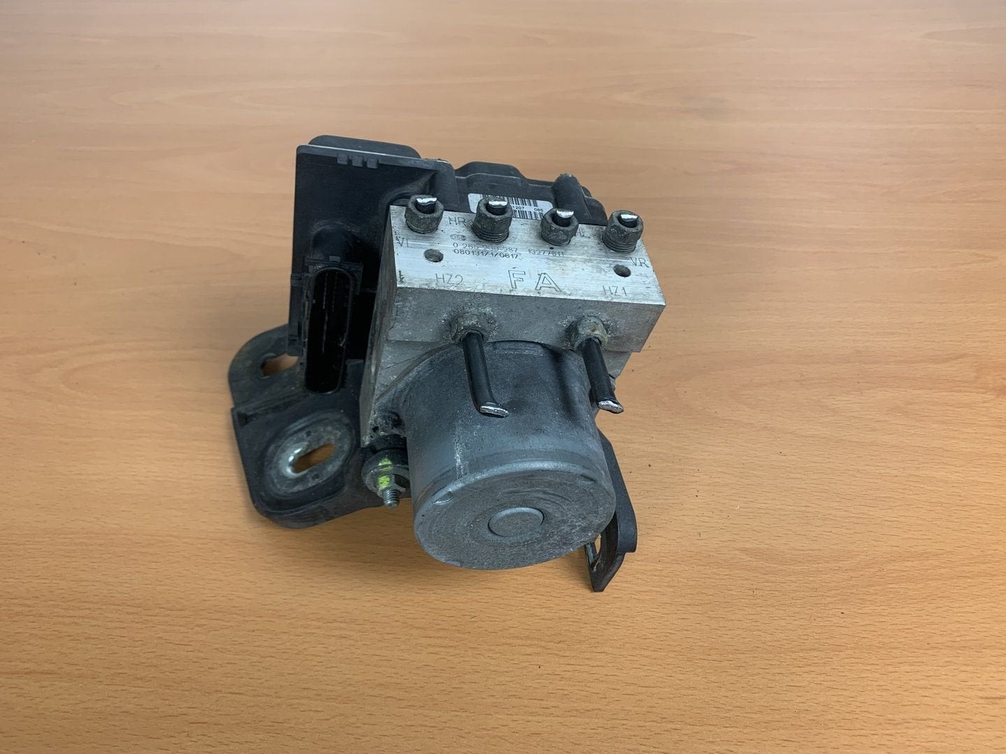ABS pomp opel corsa D OPC 2006 - 2011 lettercode FA 13277811, Auto-onderdelen, Gebruikt, -, -, Opel