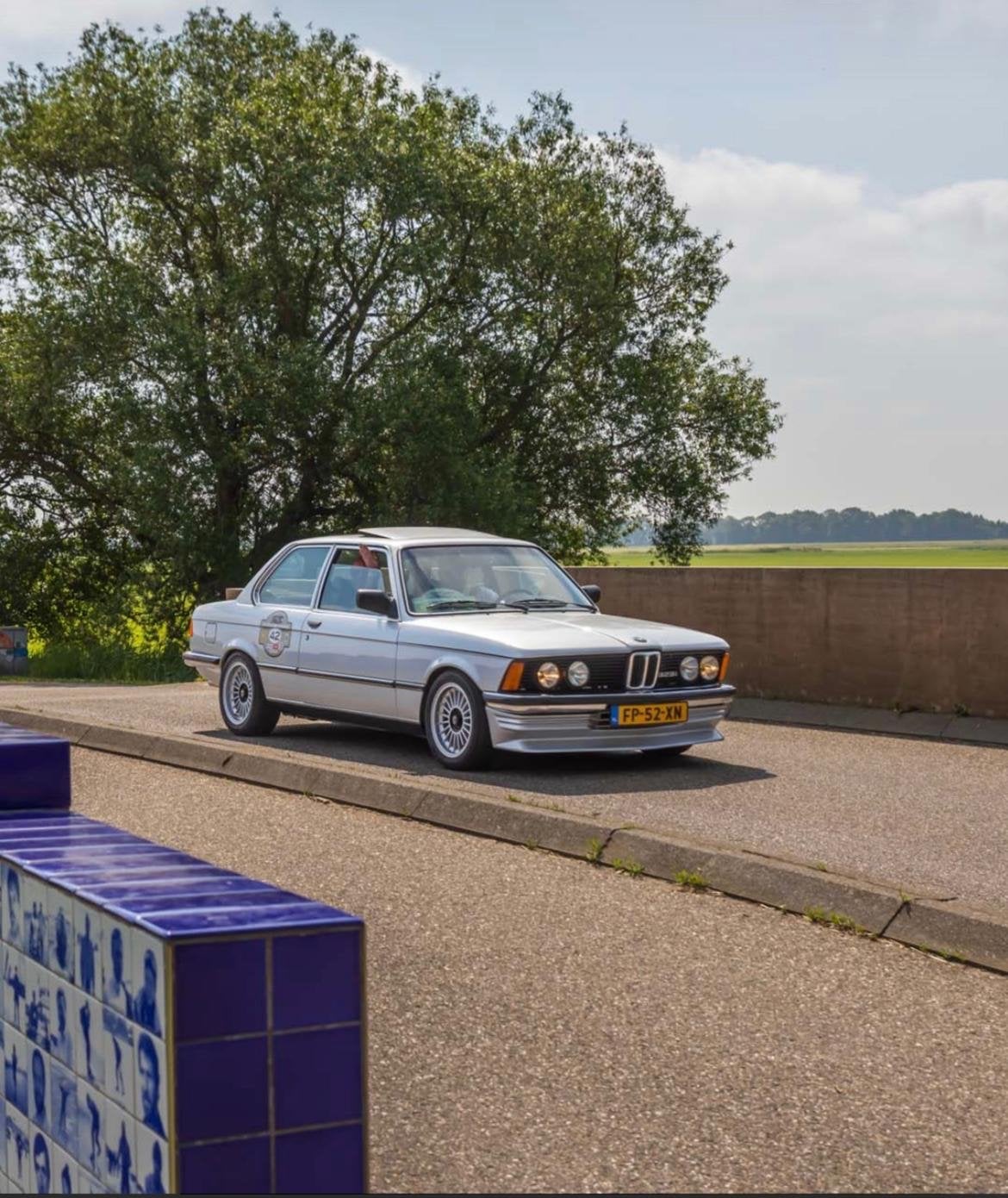 BMW e21 323 1980 zilver grijs, Auto's, BMW, 143 pk, 1200 kg, Particulier, Sedan
