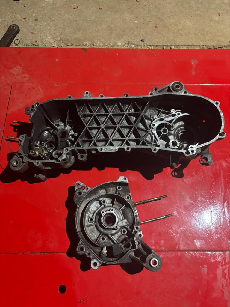 Piaggio Nrg/ Derbi / Typhoon 50cc Carters, Ophalen, Gebruikt