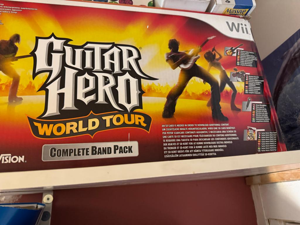 Guitar Hero World Tour Complete Band Pack Wii, Ophalen, Muziek, Eén computer, Zo goed als nieuw