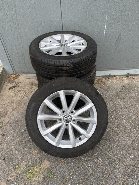 VW Golf VII 7 + Sportsvan Michelin 205 55 16 zomerbanden set, Ophalen, Gebruikt, 16 inch, Banden en Velgen