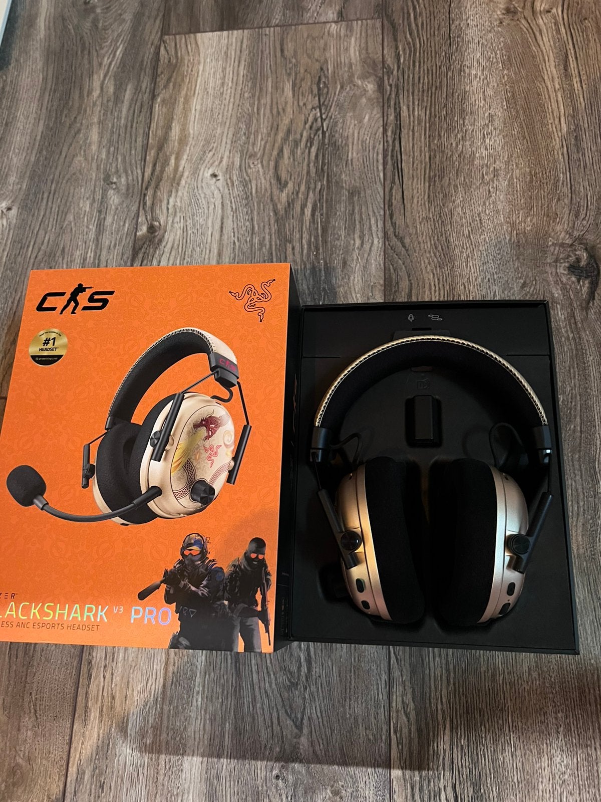 Razer blackshark v3 pro cs edition, Ophalen of Verzenden, Zo goed als nieuw