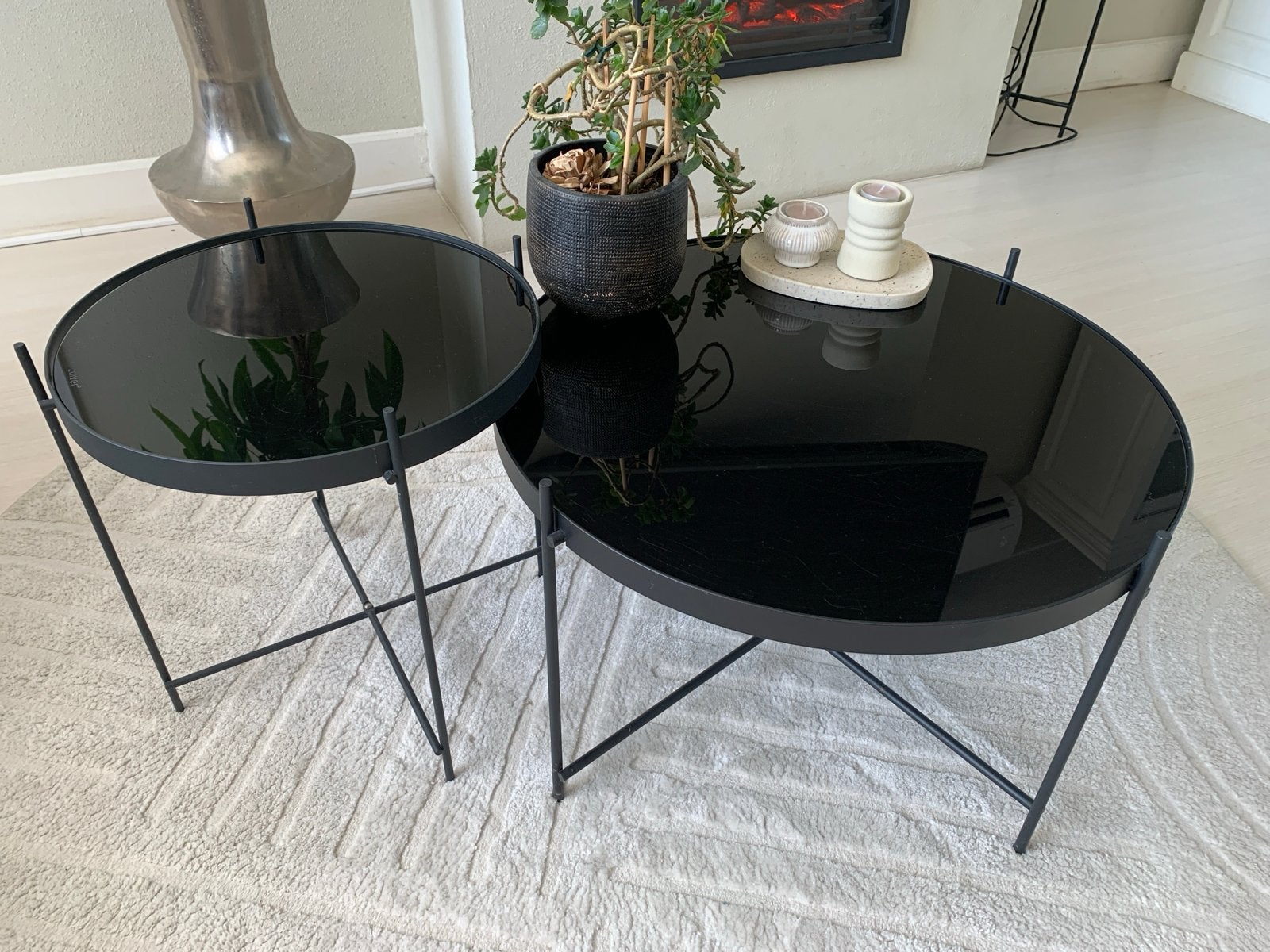 Set van 2 salontafels merk Zuiver, Huis en Inrichting, Tafels | Salontafels, Ophalen, Gebruikt, Rond, 50 tot 100 cm